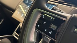 2025 (75) LAND ROVER RANGE ROVER 3.0 D300 Edition 4dr Auto 5016114