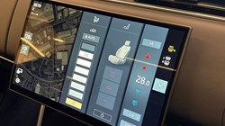 2025 (75) LAND ROVER RANGE ROVER 3.0 D300 Edition 4dr Auto 5016118