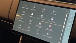 2025 (75) LAND ROVER RANGE ROVER 3.0 D300 Edition 4dr Auto 5016117