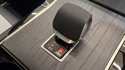 2024 (24) LAND ROVER RANGE ROVER EVOQUE 1.5 P270e Dynamic HSE 5dr Auto 4877073