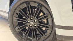 2024 (24) LAND ROVER RANGE ROVER EVOQUE 1.5 P270e Dynamic HSE 5dr Auto 4877108