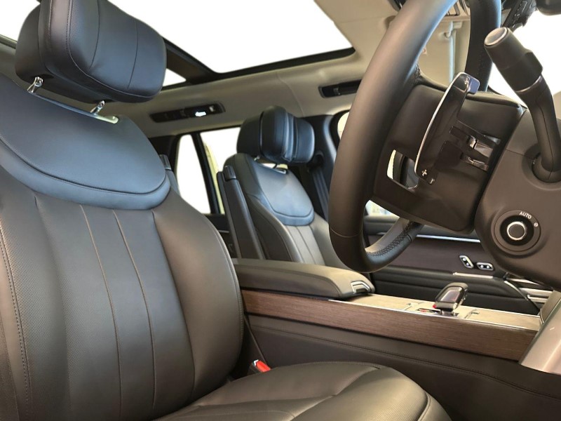 2025 (75) LAND ROVER RANGE ROVER 4.4 P530 V8 Autobiography 4dr Auto 4989889