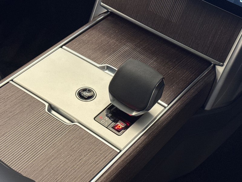 2025 (75) LAND ROVER RANGE ROVER 4.4 P530 V8 Autobiography 4dr Auto 4989876