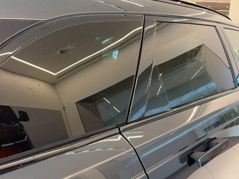 2024 (73) LAND ROVER RANGE ROVER VELAR 2.0 D200 MHEV Dynamic HSE 5dr Auto 4885938