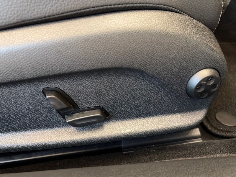 2018 (18) MERCEDES-BENZ E CLASS E220d AMG Line 2dr 9G-Tronic 4897535