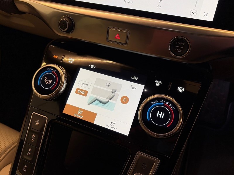 2022 (72) JAGUAR I-PACE 294kW EV400 HSE Black 90kWh 5dr Auto 11kW Charger 4901950