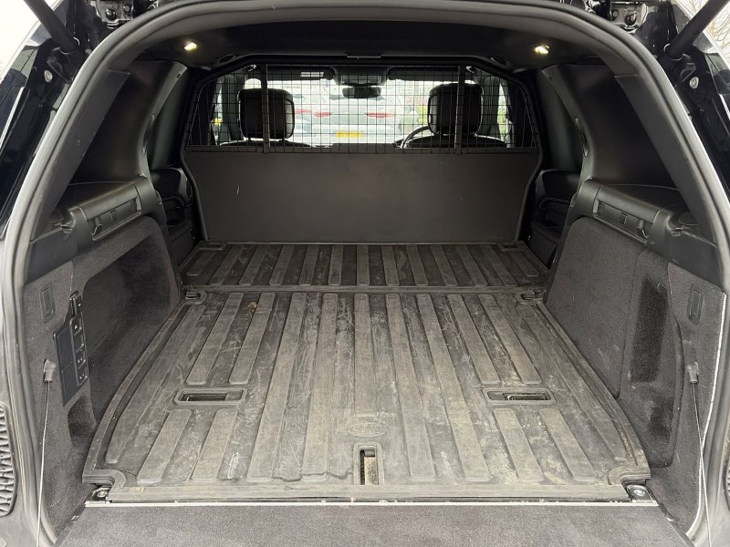 2023 (72) LAND ROVER COMMERCIAL DISCOVERY 3.0 D300 R-Dynamic SE Commercial Auto 4897899