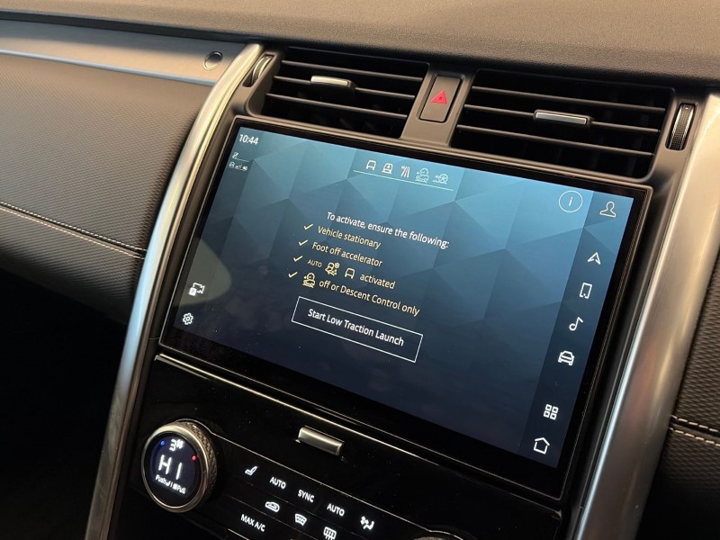 2023 (72) LAND ROVER COMMERCIAL DISCOVERY 3.0 D300 R-Dynamic SE Commercial Auto 4897929