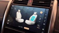 2023 (72) LAND ROVER COMMERCIAL DISCOVERY 3.0 D300 R-Dynamic SE Commercial Auto 4897930