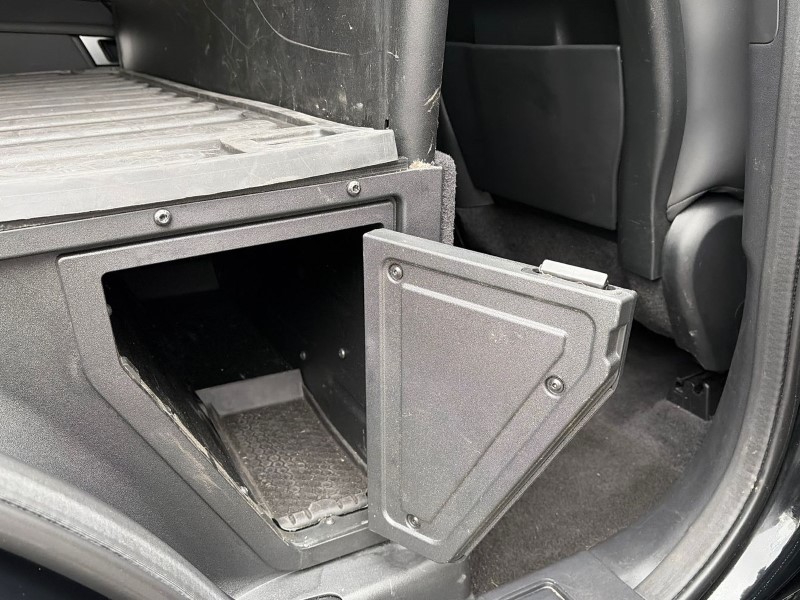 2023 (72) LAND ROVER COMMERCIAL DISCOVERY 3.0 D300 R-Dynamic SE Commercial Auto 4897893