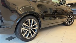 2023 (72) LAND ROVER COMMERCIAL DISCOVERY 3.0 D300 R-Dynamic SE Commercial Auto 4897941