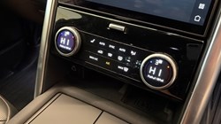 2023 (72) LAND ROVER COMMERCIAL DISCOVERY 3.0 D300 R-Dynamic SE Commercial Auto 4897924