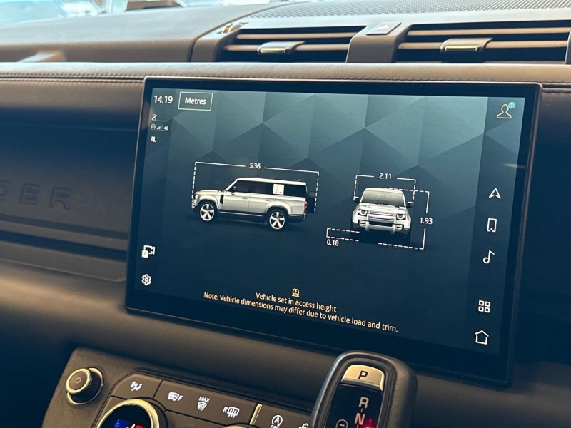 2024 (24) LAND ROVER DEFENDER 5.0 P500 V8 130 5dr Auto [8 Seat] 4946011