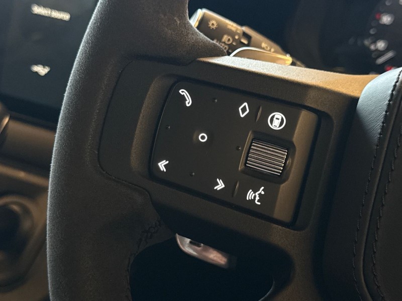 2024 (24) LAND ROVER DEFENDER 5.0 P500 V8 130 5dr Auto [8 Seat] 4946004