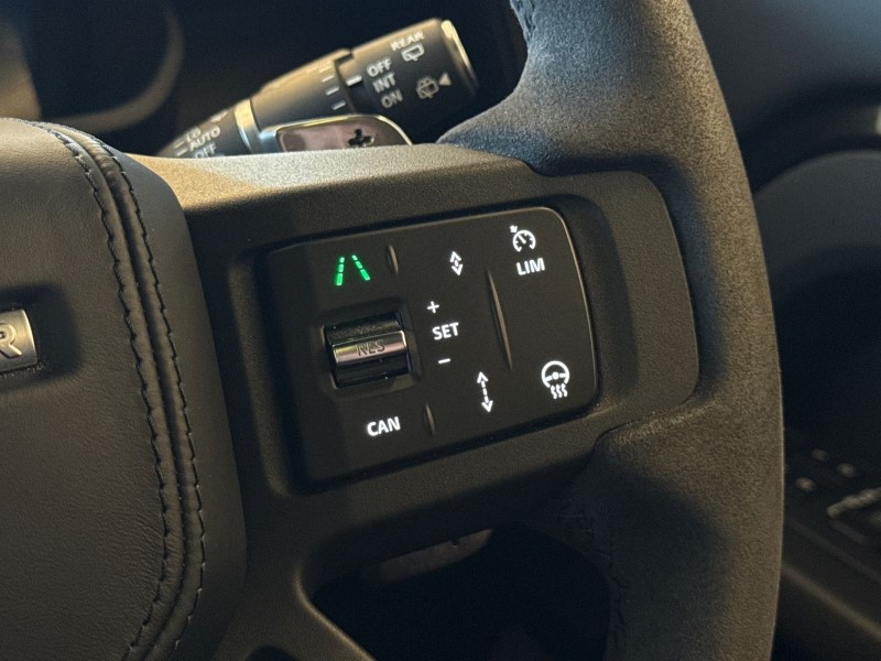 2024 (24) LAND ROVER DEFENDER 5.0 P500 V8 130 5dr Auto [8 Seat] 4946005