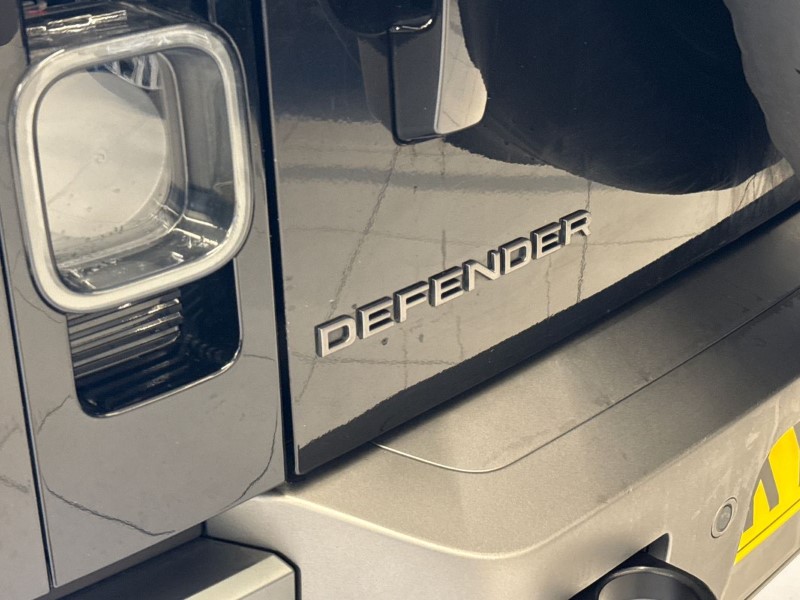 2024 (24) LAND ROVER DEFENDER 5.0 P500 V8 130 5dr Auto [8 Seat] 4946023