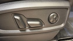 2023 (73) AUDI Q5 40 TDI Quattro Black Edition 5dr S Tronic 4903000