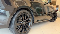 2023 (23) LAND ROVER RANGE ROVER SPORT 3.0 D300 Dynamic SE 5dr Auto 4898500