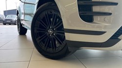 2025 (75) LAND ROVER RANGE ROVER EVOQUE 2.0 D200 Dynamic SE 5dr Auto 5562338