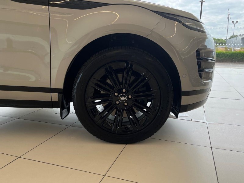 2025 (75) LAND ROVER RANGE ROVER EVOQUE 2.0 D200 Dynamic SE 5dr Auto 5562302