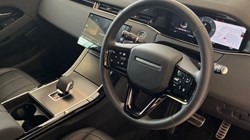 2025 (75) LAND ROVER RANGE ROVER EVOQUE 2.0 D200 Dynamic SE 5dr Auto 5562350