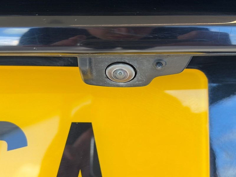 2021 (21) LAND ROVER RANGE ROVER VELAR 2.0 D200 Edition 5dr Auto 4896167