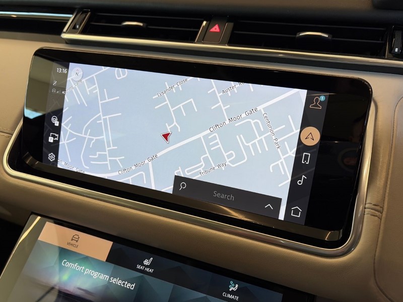 2021 (21) LAND ROVER RANGE ROVER VELAR 2.0 D200 Edition 5dr Auto 4896154