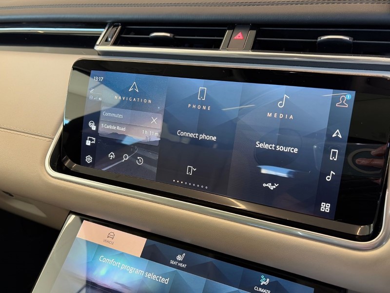 2021 (21) LAND ROVER RANGE ROVER VELAR 2.0 D200 Edition 5dr Auto 4896153