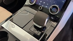 2021 (21) LAND ROVER RANGE ROVER VELAR 2.0 D200 Edition 5dr Auto 4896135