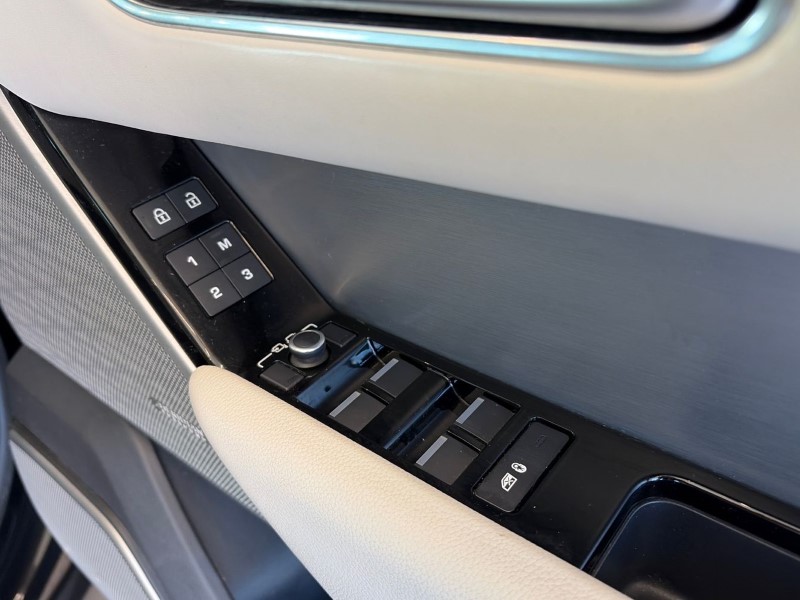 2021 (21) LAND ROVER RANGE ROVER VELAR 2.0 D200 Edition 5dr Auto 4896146