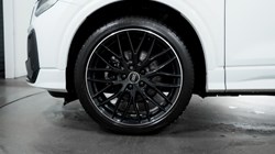 2021 (21) AUDI Q2 35 TFSI Black Edition 5dr S Tronic 2911617