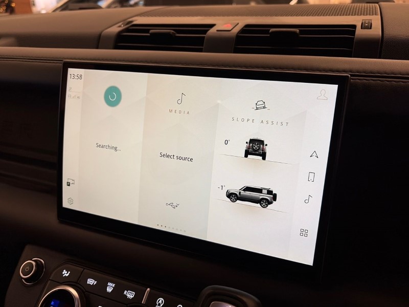 2023 (72) LAND ROVER DEFENDER 5.0 P525 V8 Carpathian Edition 110 5dr Auto 4904104