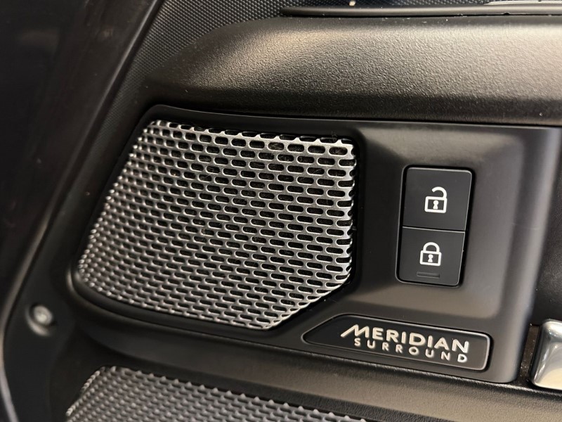 2023 (72) LAND ROVER DEFENDER 5.0 P525 V8 Carpathian Edition 110 5dr Auto 4904129