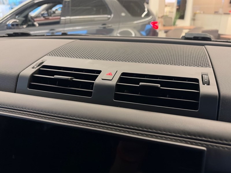 2023 (72) LAND ROVER DEFENDER 5.0 P525 V8 Carpathian Edition 110 5dr Auto 4904111