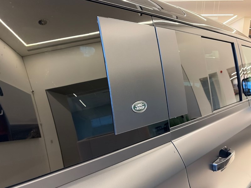 2023 (72) LAND ROVER DEFENDER 5.0 P525 V8 Carpathian Edition 110 5dr Auto 4904128