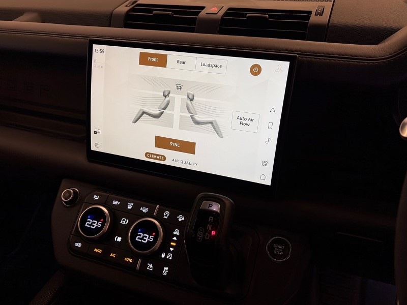 2023 (72) LAND ROVER DEFENDER 5.0 P525 V8 Carpathian Edition 110 5dr Auto 4904108