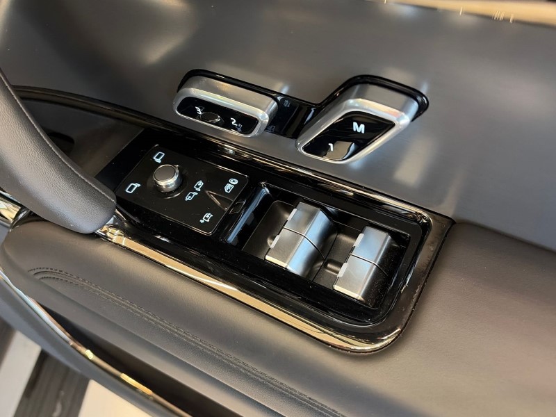 2025 (75) LAND ROVER RANGE ROVER SPORT 3.0 D250 Edition 5dr Auto 4899025