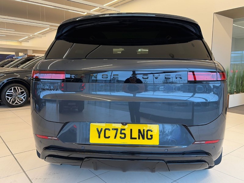 2025 (75) LAND ROVER RANGE ROVER SPORT 3.0 D250 Edition 5dr Auto 4899060