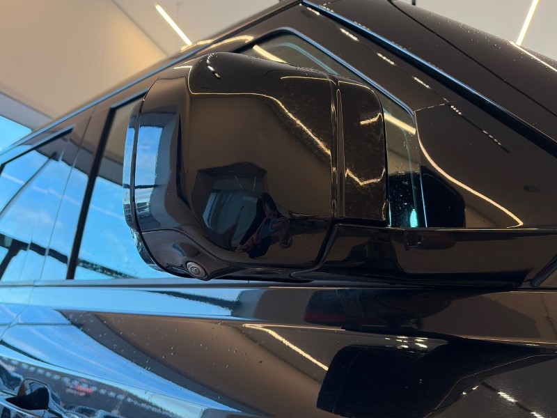 2023 (72) LAND ROVER DEFENDER 3.0 D300 X-Dynamic HSE 130 5dr Auto 4908213