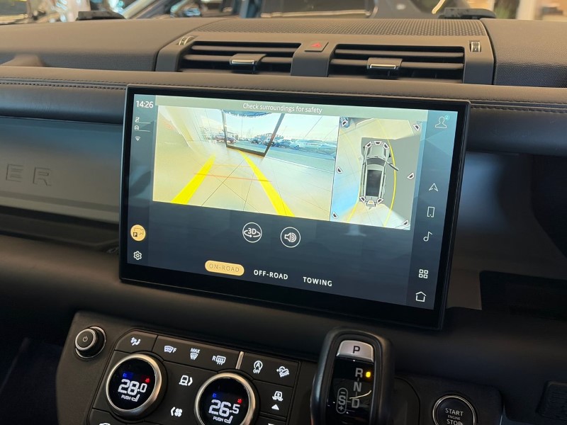 2023 (72) LAND ROVER DEFENDER 3.0 D300 X-Dynamic HSE 130 5dr Auto 4908192