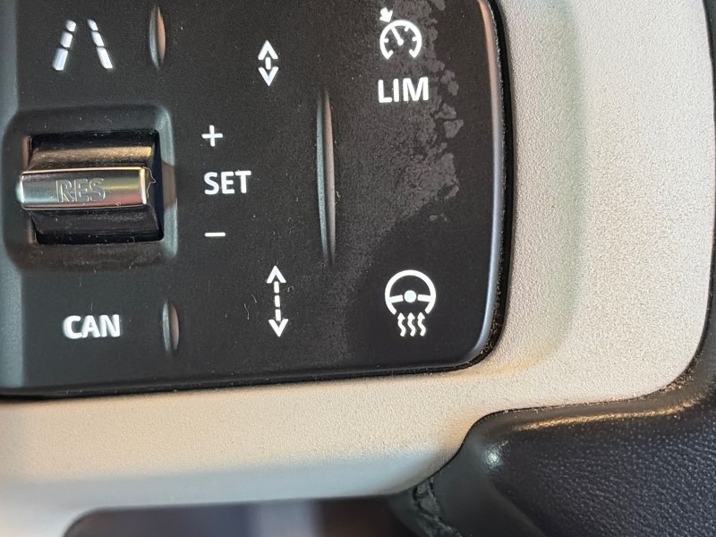 2023 (72) LAND ROVER DEFENDER 3.0 D300 X-Dynamic HSE 130 5dr Auto 4908187