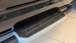 2023 (72) LAND ROVER DEFENDER 3.0 D300 X-Dynamic HSE 130 5dr Auto 4908221