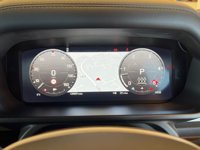 2023 (72) LAND ROVER DEFENDER 3.0 D300 X-Dynamic HSE 130 5dr Auto 4908175