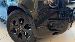 2023 (72) LAND ROVER DEFENDER 3.0 D300 X-Dynamic HSE 130 5dr Auto 4908205