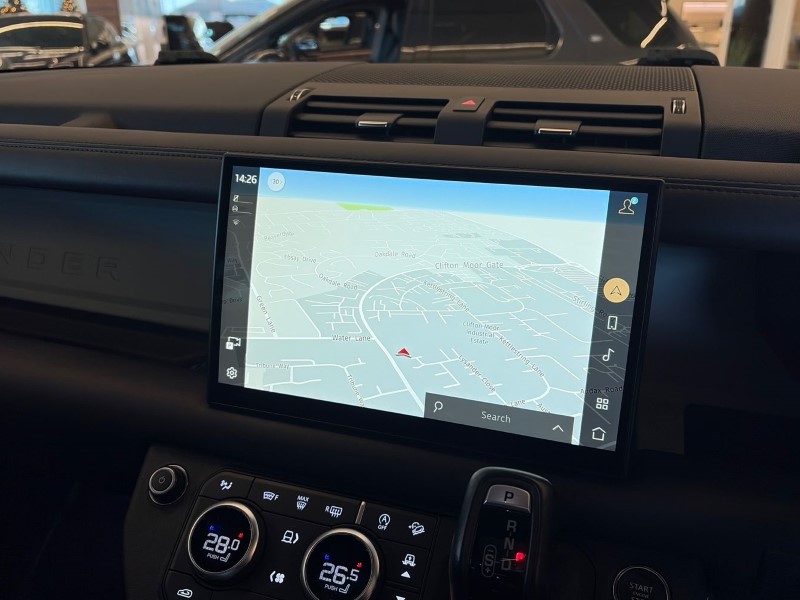 2023 (72) LAND ROVER DEFENDER 3.0 D300 X-Dynamic HSE 130 5dr Auto 4908191