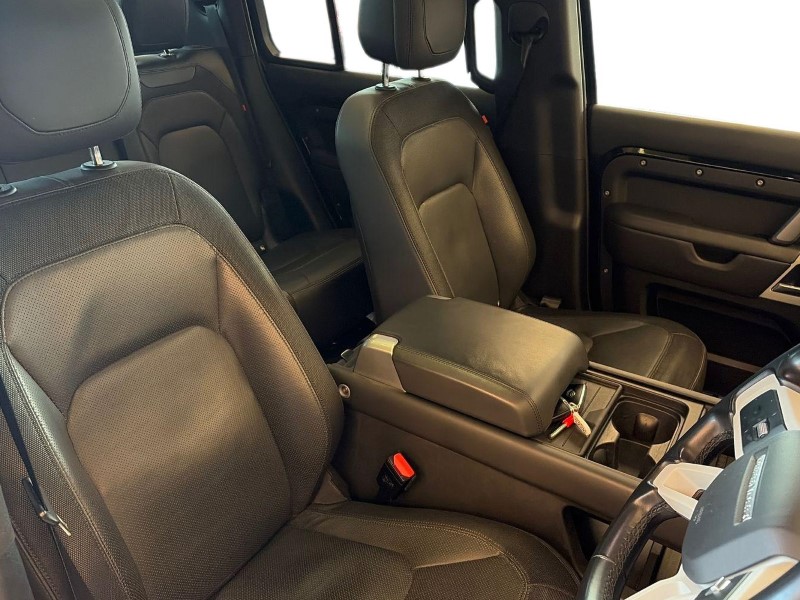 2023 (72) LAND ROVER DEFENDER 3.0 D300 X-Dynamic HSE 130 5dr Auto 4908186