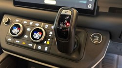 2023 (72) LAND ROVER DEFENDER 3.0 D300 X-Dynamic HSE 130 5dr Auto 4908172