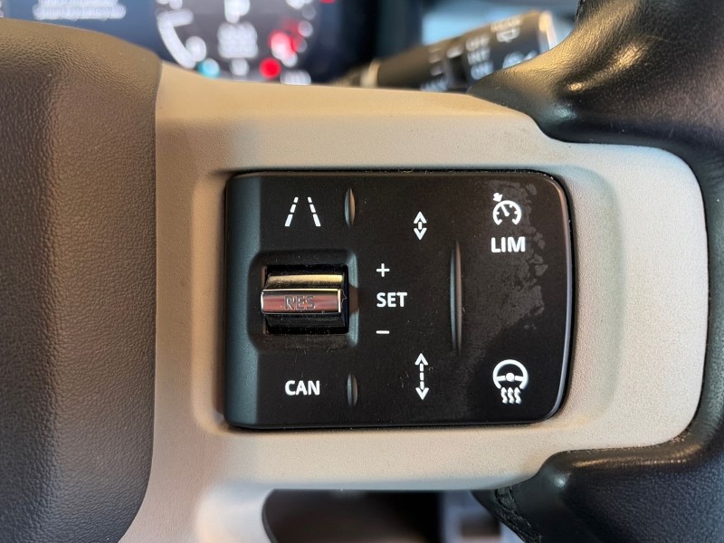 2023 (72) LAND ROVER DEFENDER 3.0 D300 X-Dynamic HSE 130 5dr Auto 4908189