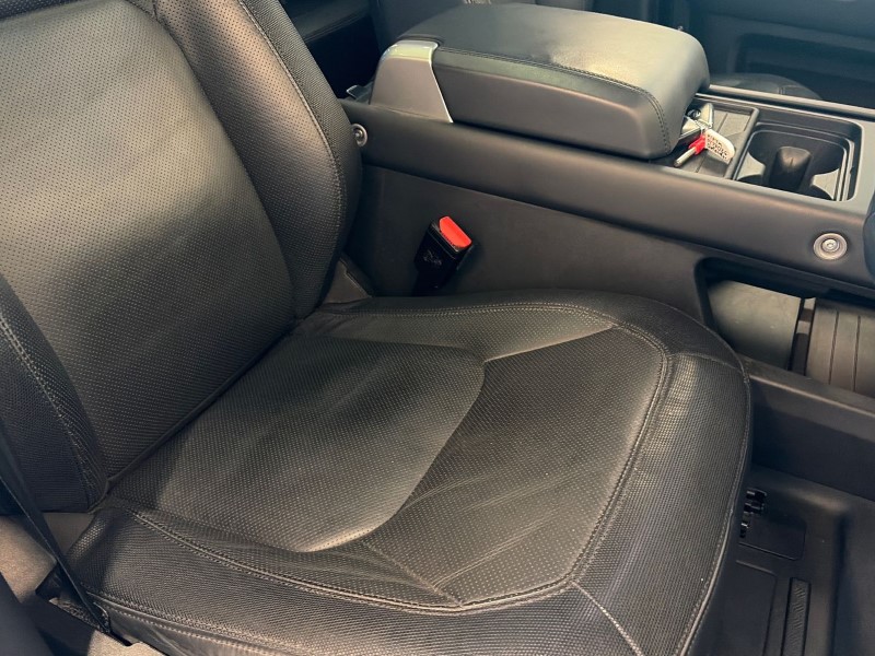 2023 (72) LAND ROVER DEFENDER 3.0 D300 X-Dynamic HSE 130 5dr Auto 4908185