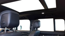 2023 (72) LAND ROVER DEFENDER 3.0 D300 X-Dynamic HSE 130 5dr Auto 4908180